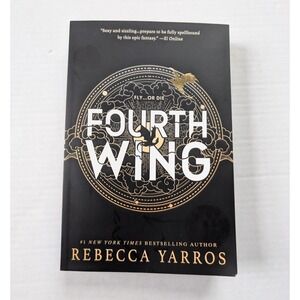 Fourth Wing Sprayed Edges Paperback Rebecca Yarros 1st Edition Bonus Content